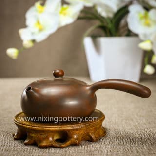 Qinzhou pure handmade teapot boutique nixing pottery works of Zhou Yujiao Yixing purple clay ore technology 230ml